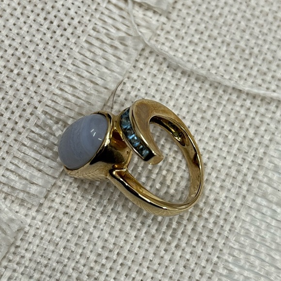 Vintage Estate Ring 925 Gold Tone with Blue Chalcedony and Accent Stones - Picture 6 of 15